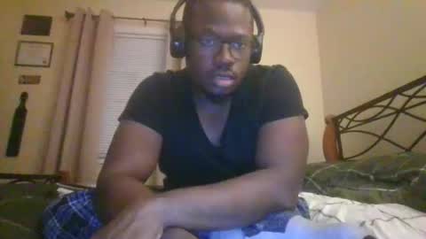 Mark online show from 10-17-25, 04:37