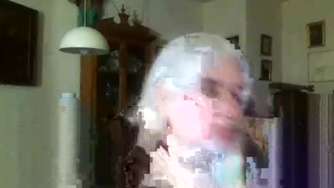 Manu online show from 12-24-24, 11:33