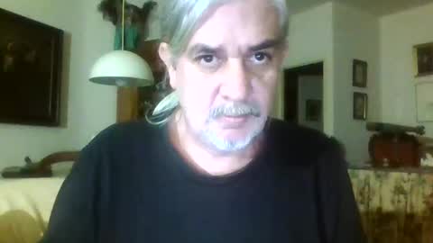 Manu online show from 12-28-24, 01:08