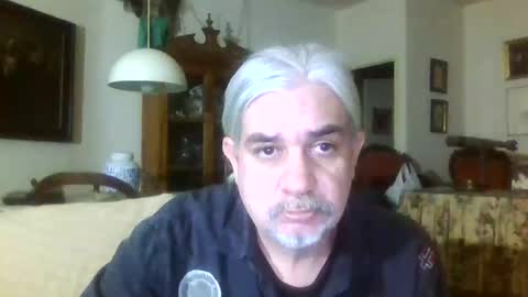 Manu online show from 01-02-25, 10:22