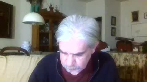 Manu online show from 01-28-25, 01:39