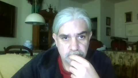 Manu online show from 02-06-25, 08:56