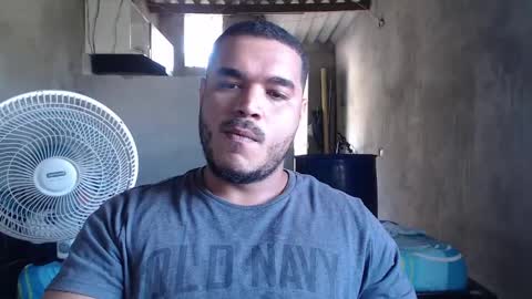 Snapshot of mcgregor_sexhot chatting on 12-17-24, 04:21 Mcgregor online show from 12-17-24, 04:21