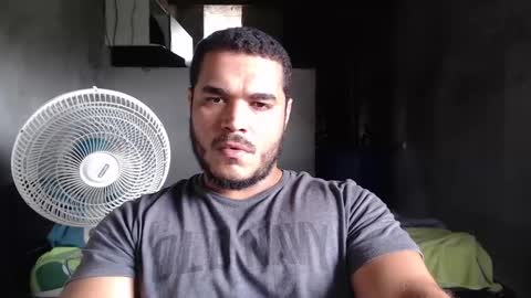 Snapshot of mcgregor_sexhot chatting on 01-05-25, 07:07 Mcgregor online show from 01-05-25, 07:07