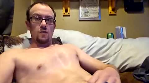 Snapshot of mclovinmackay chatting on 11-15-25, 04:10 mclovinmackay online show from 11-15-25, 04:10