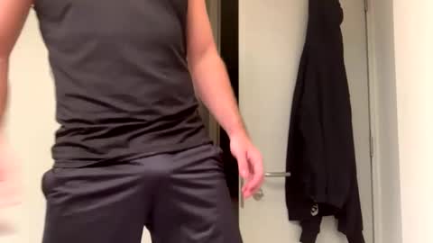 mcr8080 online show from 01-17-25, 06:15