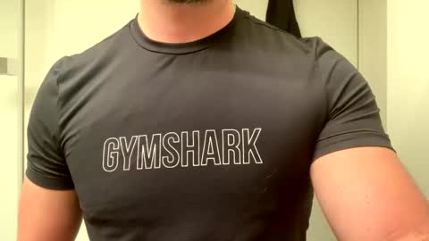 mcr8080 online show from 01-30-25, 06:46