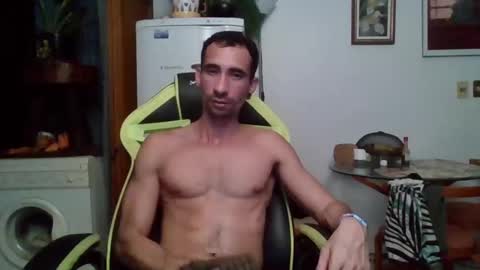 Snapshot of mdbisc chatting on 12-14-24, 10:39 mdbisc online show from 12-14-24, 10:39