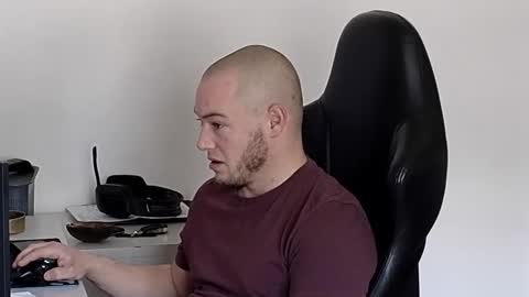 Snapshot of mdmix91 chatting on 12-31-24, 11:53 Chris online show from 12-31-24, 11:53