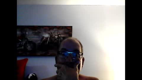 me at home online show from 09-25-25, 02:26