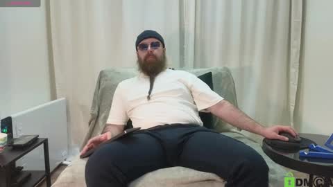 Snapshot of meaty_roll chatting on 01-14-25, 04:36 Meaty Roll online show from 01-14-25, 04:36