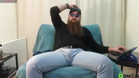 Snapshot of meaty_roll chatting on 02-07-25, 04:37 Meaty Roll online show from 02-07-25, 04:37