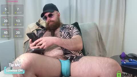 Snapshot of meaty_roll chatting on 03-08-25, 12:30 Meaty Roll online show from 03-08-25, 12:30