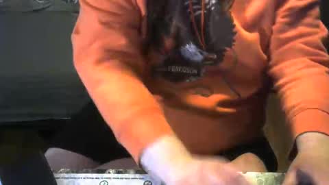 Snapshot of mecha_wolf chatting on 02-23-26, 02:31 LunerWolf online show from 02-23-26, 02:31