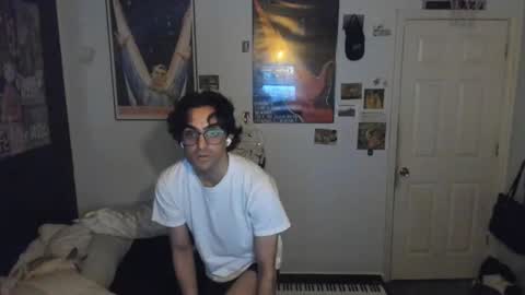 Late Night Video Games  Art online show from 11-01-25, 06:15