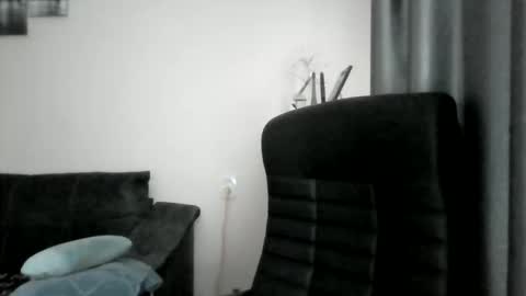 Oltereodora-lima online show from 01-31-25, 07:29