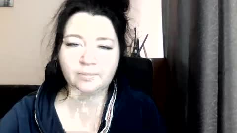 Oltereodora-lima online show from 10-20-25, 08:15