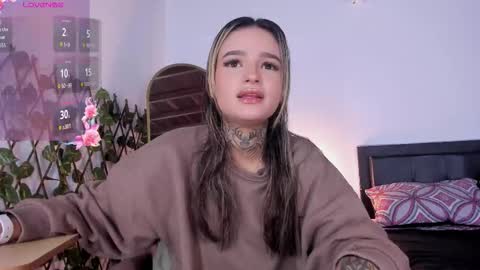 medussa13 online show from 10-10-25, 02:05