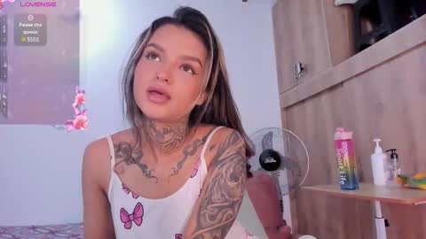 medussa13 online show from 11-17-25, 01:06