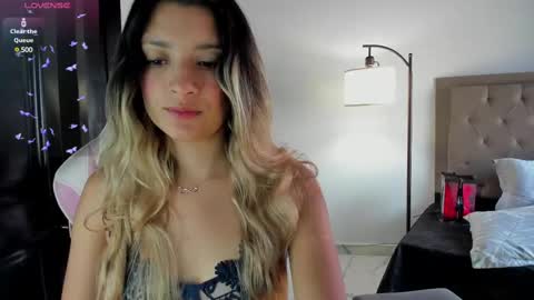 Snapshot of meduza_sexy_caramel chatting on 02-21-25, 02:48 Baio online show from 02-21-25, 02:48