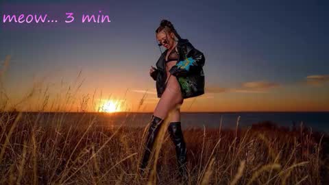 Sweet Meow nonude online show from 10-27-25, 12:58