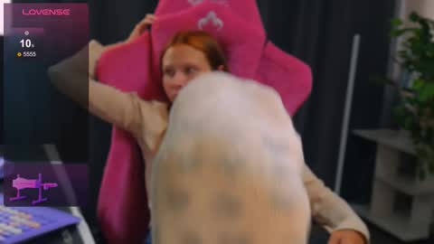 meek_cutie online show from 09-10-25, 08:58