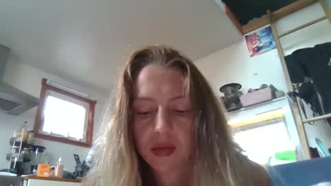 Snapshot of meeturmakers chatting on 09-29-25, 11:31 meeturmakers online show from 09-29-25, 11:31