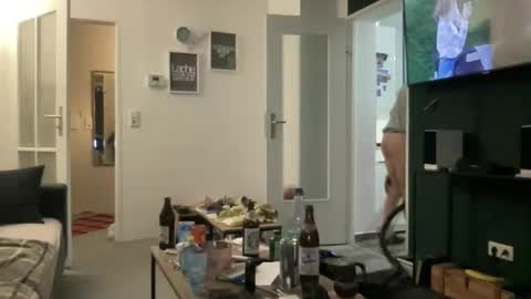 mega1185264 online show from 12-20-25, 07:10