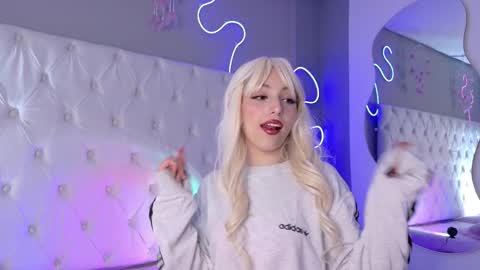 Snapshot of megan__cole1 chatting on 09-22-25, 04:14 Megan online show from 09-22-25, 04:14