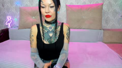 Snapshot of megan_blackmoon chatting on 12-04-24, 07:17 Helena Tuman online show from 12-04-24, 07:17