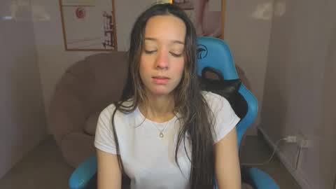 megan_collins_b online show from 09-20-25, 12:39