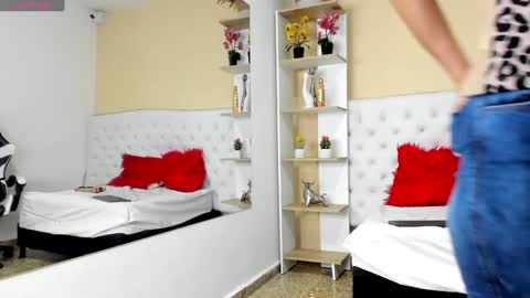 Megan online show from 01-21-25, 01:43