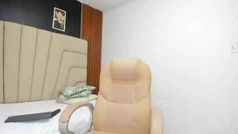 Megan online show from 09-12-25, 11:54