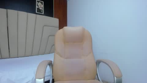 Megan online show from 11-19-25, 03:06