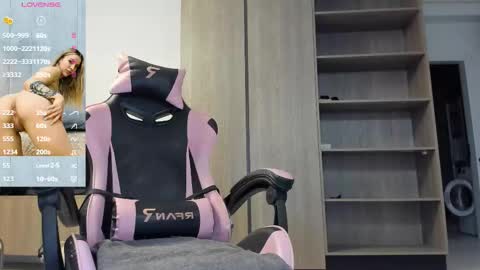 Megan online show from 10-13-25, 06:02