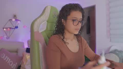 Snapshot of megan_ssmith_ chatting on 11-13-25, 09:14 MEGAN online show from 11-13-25, 09:14