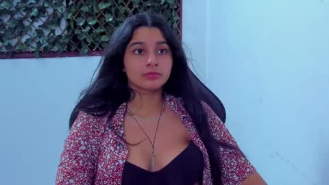 megan white 01  online show from 12-09-24, 01:40