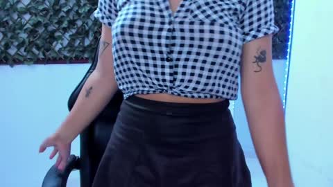 megan white 01  online show from 01-11-25, 06:03