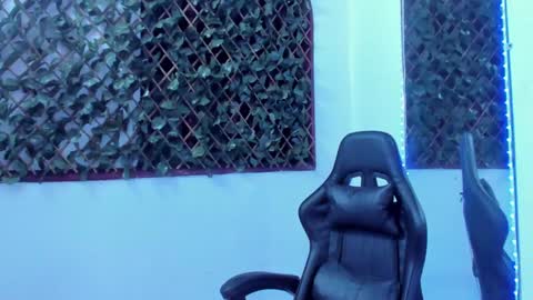 megan white 01  online show from 01-12-25, 11:15