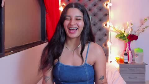 megan white 01  online show from 01-15-25, 04:25