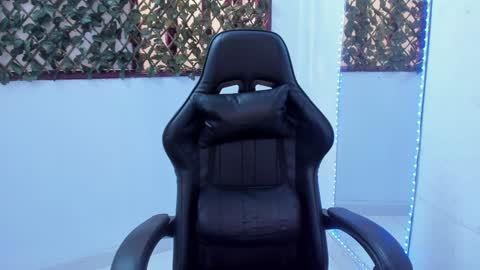 megan white 01  online show from 01-15-25, 02:13