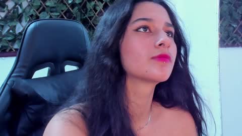 megan white 01  online show from 01-18-25, 02:58