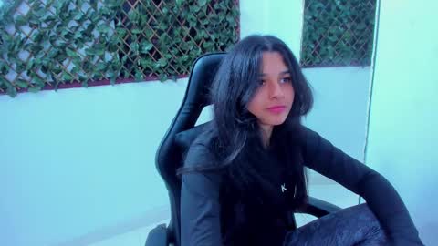 megan white 01  online show from 02-25-25, 05:30
