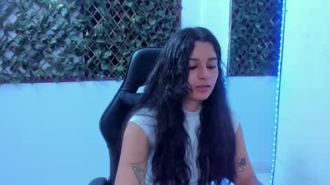 megan white 01  online show from 02-27-25, 04:20