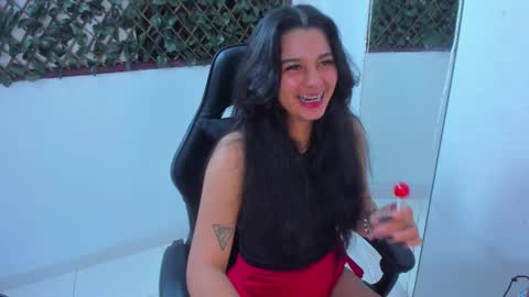 megan white 01  online show from 03-10-25, 03:12