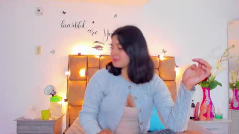 megan white 01  online show from 09-09-25, 06:18