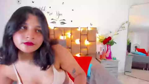 megan white 01  online show from 09-23-25, 06:55