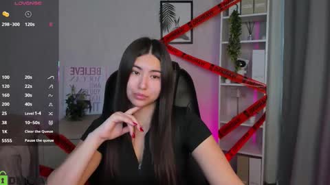 Megan online show from 10-23-25, 09:41