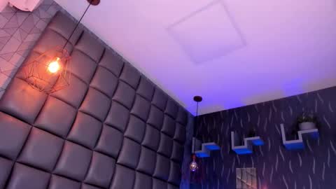 Snapshot of megan_woll chatting on 11-10-25, 09:25 Megan online show from 11-10-25, 09:25