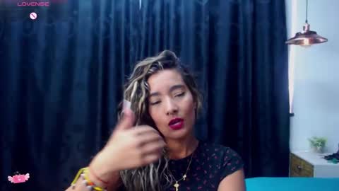 M E G A N   online show from 12-17-24, 08:54
